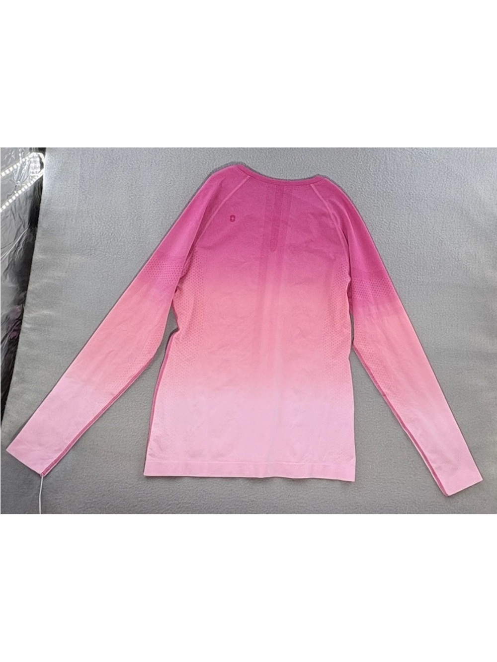 Figs Women’s Seamless Ombré Sunrise Pink NWT XL Long Sleeve - Picture 2 of 3